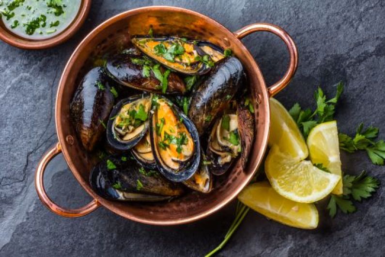 Mussels with Lemon and Herb